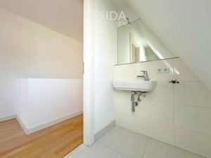 Badezimmer 2